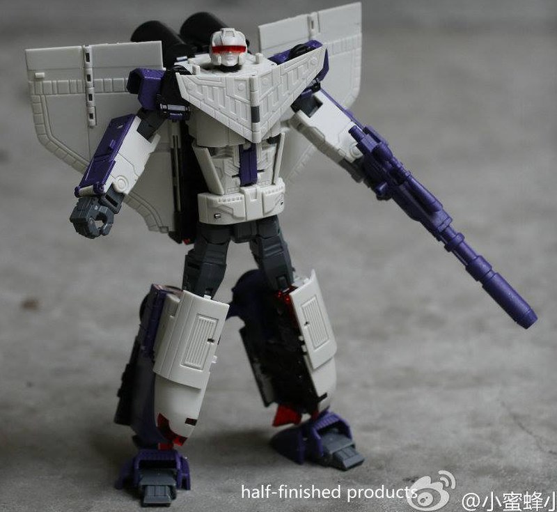 More Images Toyworld TW-D02 Muddy, TW-D06 Devilstar, TW-H04 Infinitor -  Preorders Up!